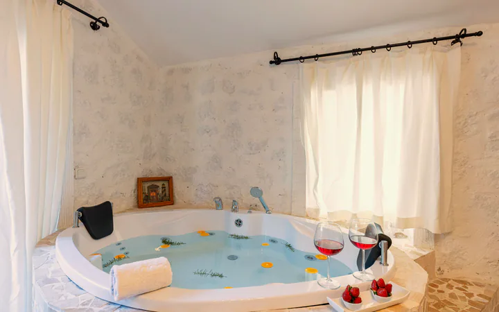 Gece Geç Saate Kadar Açık Spa: Şehir Yavaşlarken Başlayanlar; Alev Spa makalesi