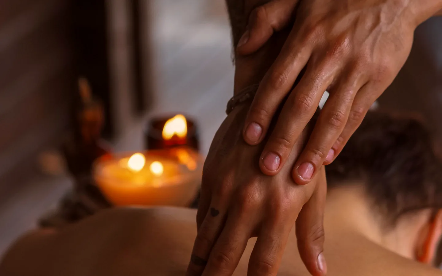 Alev Spa · ısıtılmış yatak ve mum ışığı